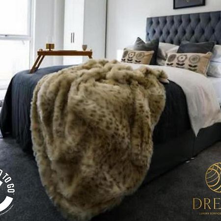 Adelphi Wharf Luxury Apartments Манчестер Экстерьер фото