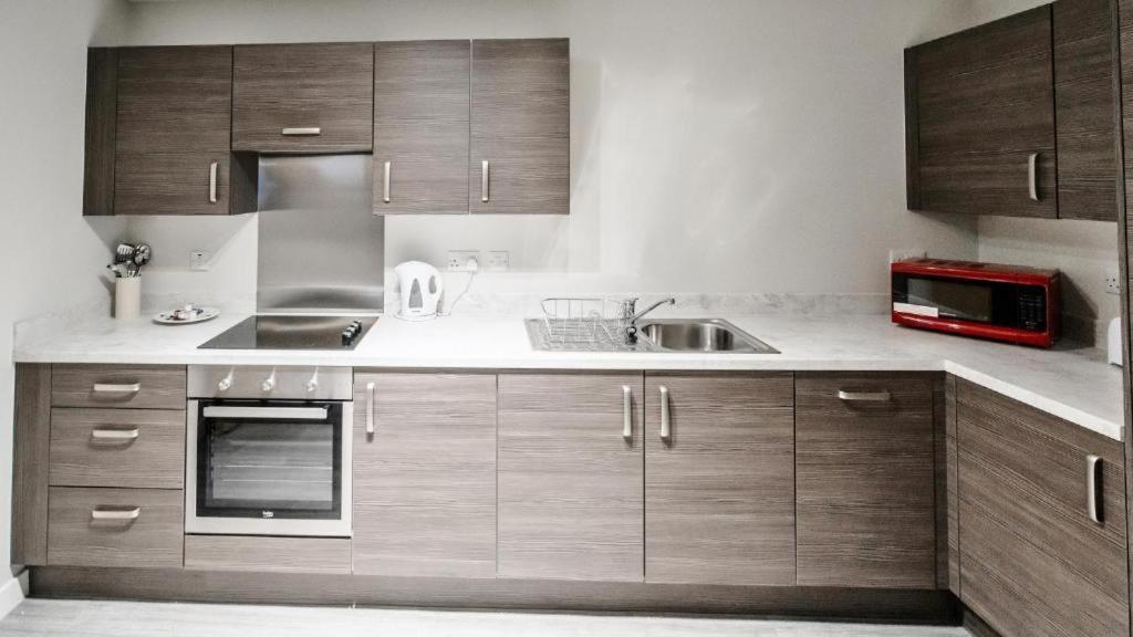 Adelphi Wharf Luxury Apartments Манчестер Экстерьер фото