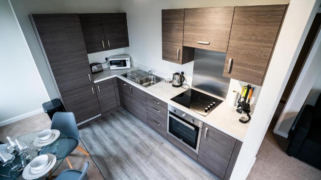 Adelphi Wharf Luxury Apartments Манчестер Экстерьер фото