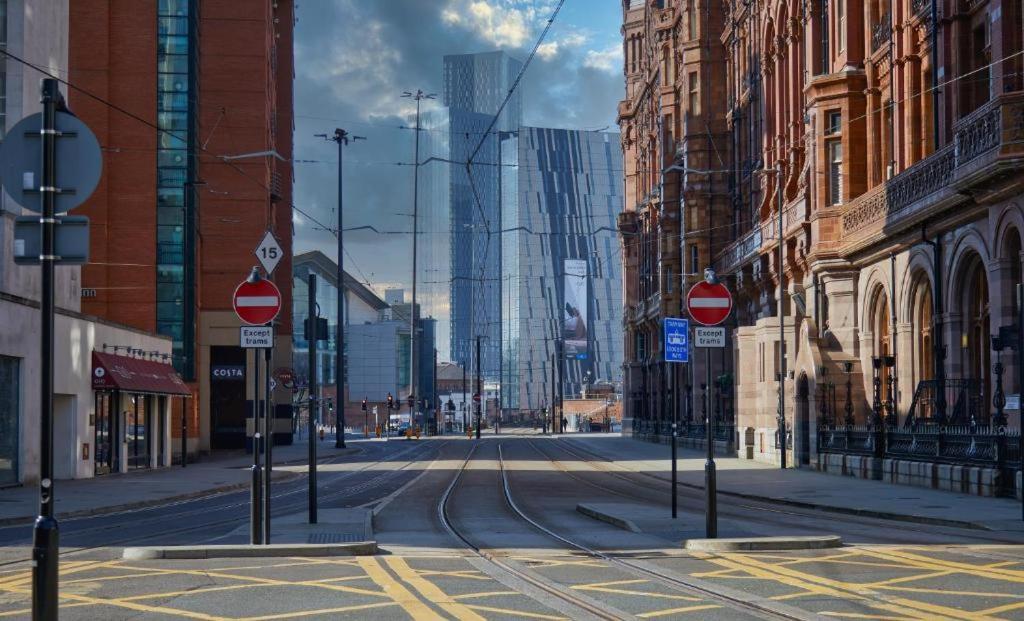 Adelphi Wharf Luxury Apartments Манчестер Экстерьер фото
