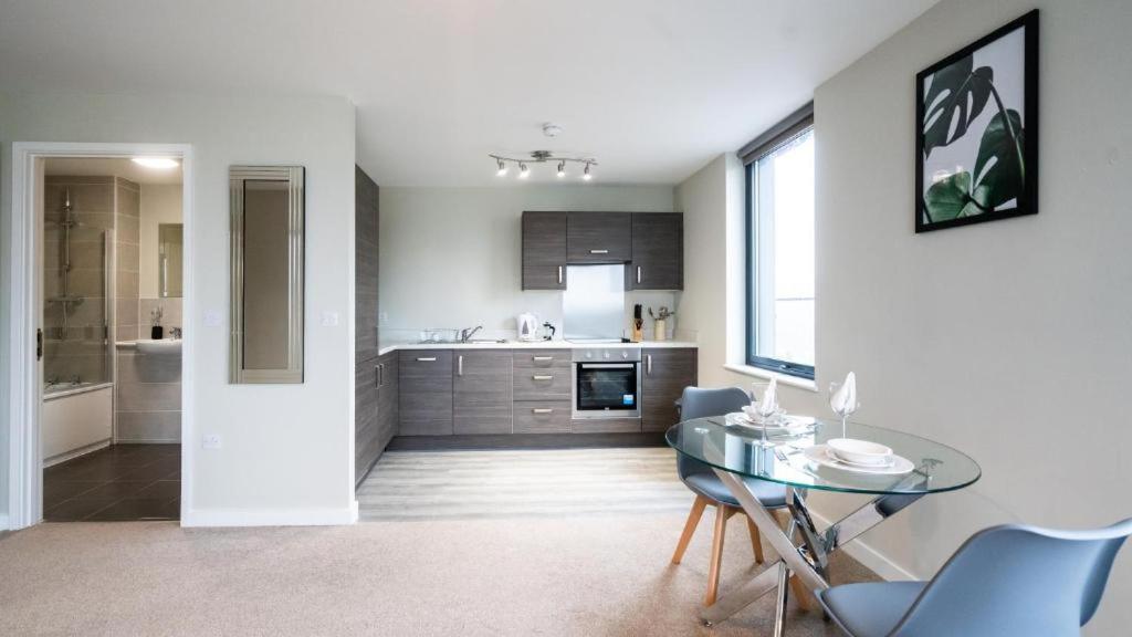 Adelphi Wharf Luxury Apartments Манчестер Экстерьер фото
